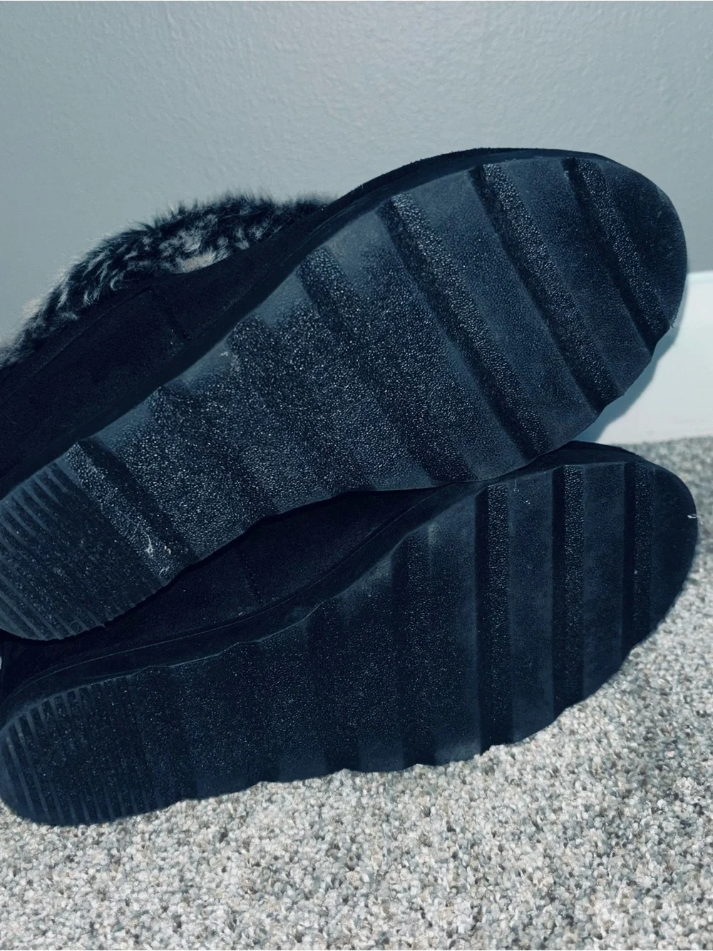 Women's Black Faux-Fur Winter Booties